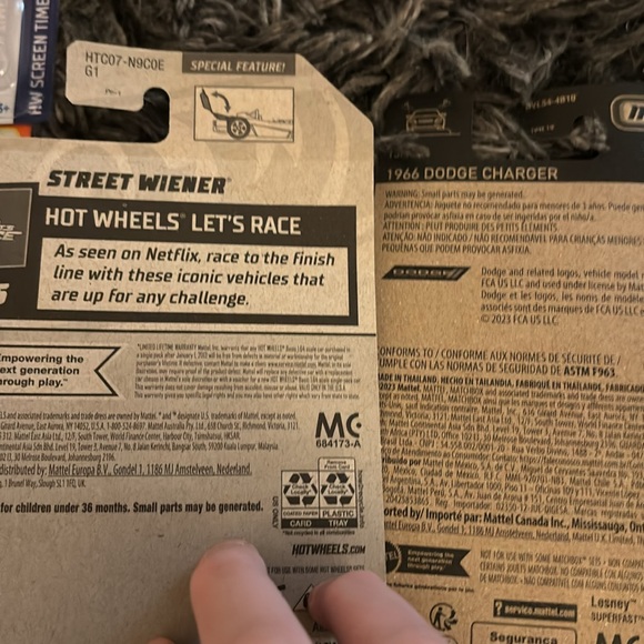 Bundle of hot wheels and matchbox cars - Picture 3 of 4